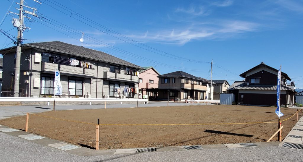 四ツ塚町分譲地 長浜分譲地　長浜小学校区　長浜西中学校区　閑静な住宅街　環境良好　長浜駅　市役所近く　中心街