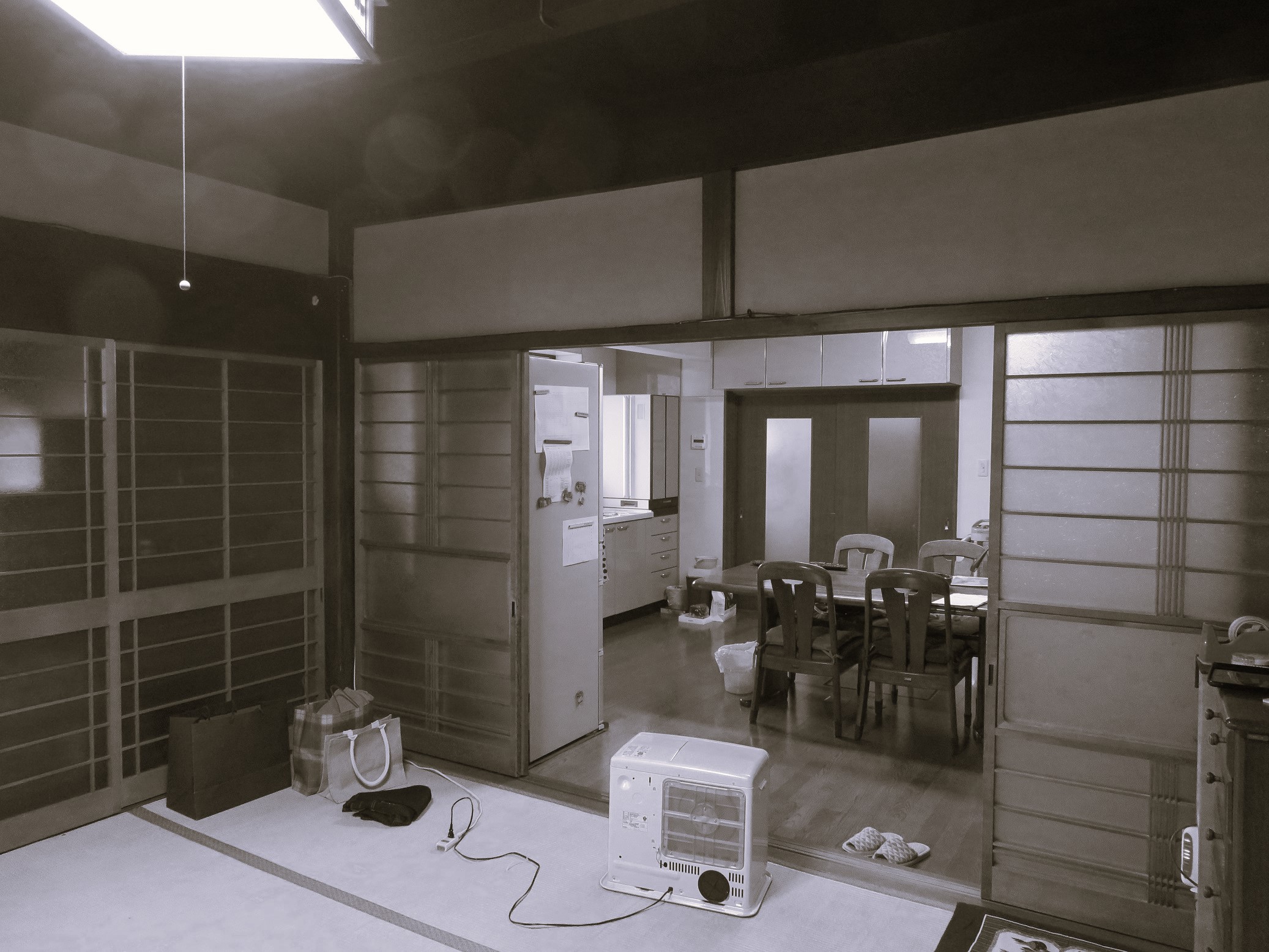 各部屋が建具で仕切られ、狭く感じます