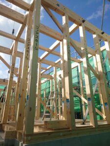 住宅　新築　戸建　注文住宅　自由設計　滋賀　長浜　米原　彦根　長住建設株式会社　ながじゅう　フィアスホーム彦根店　フィアスホーム　高気密　高断熱　パッシブデザイン　パッシブハウス　パッシブ設計　モデルハウス　コンセプトハウス　上棟　棟上げ
